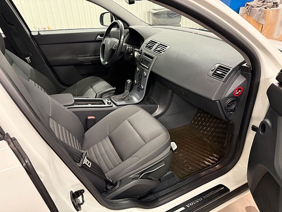 Volvo S40 8 of 20