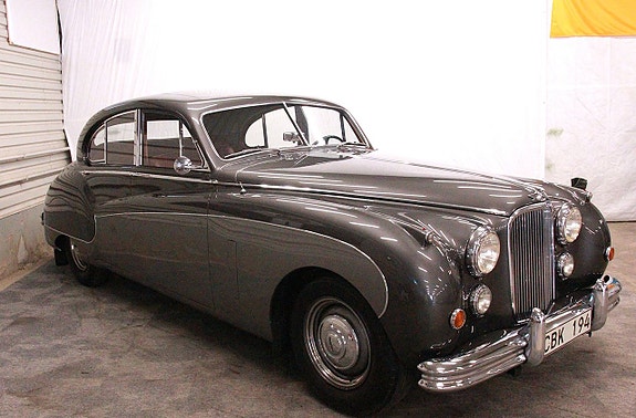 Jaguar Mark VII 3 of 5
