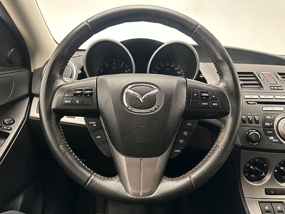 Mazda 3 13 of 18