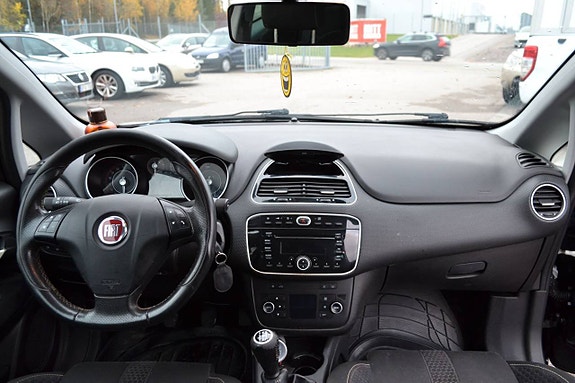 Fiat Punto Evo 14 of 18