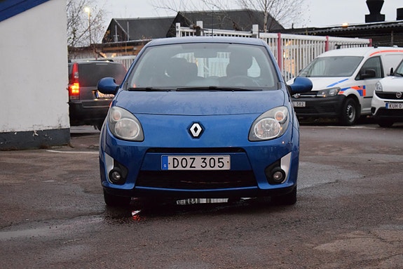 Renault Twingo 2 of 5