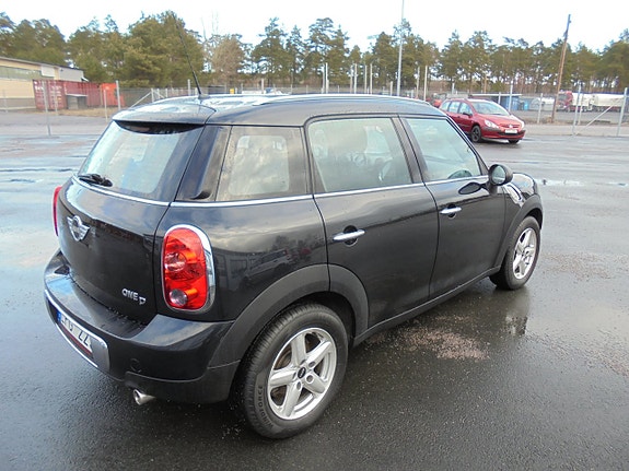 MINI One 12 of 16