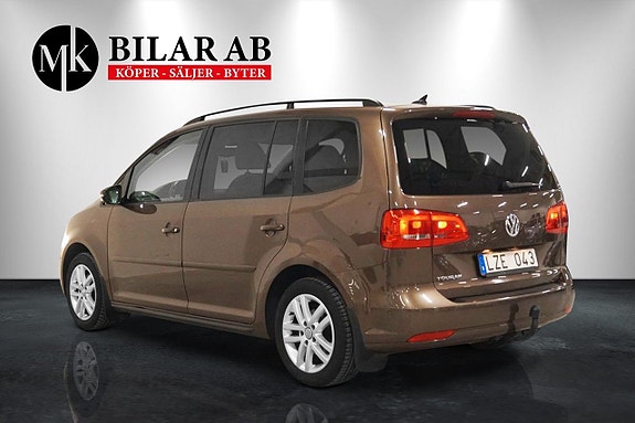 Volkswagen Touran 5 of 5