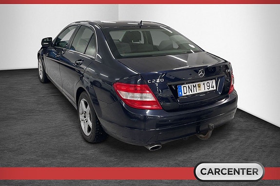 Mercedes-Benz C220 4 of 14