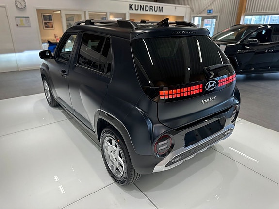 Hyundai IONIQ 3 of 15