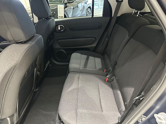 Hyundai IONIQ 15 of 15