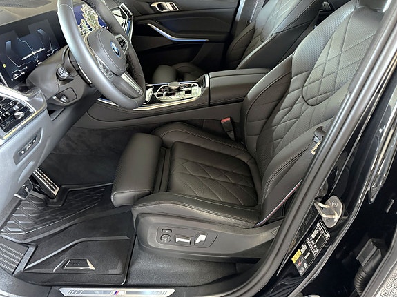 BMW X5 4 of 4