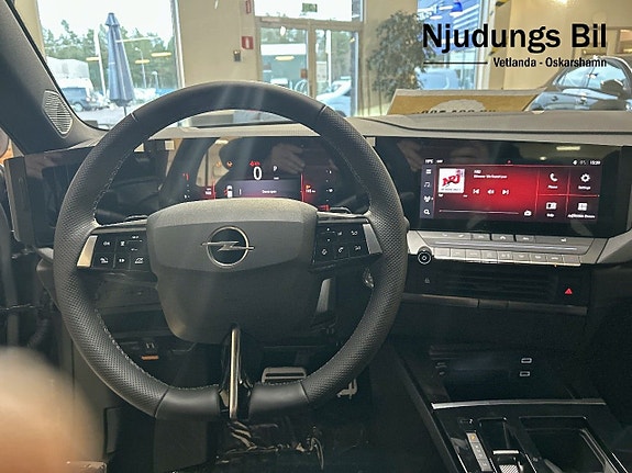 Opel Astra 9 of 10