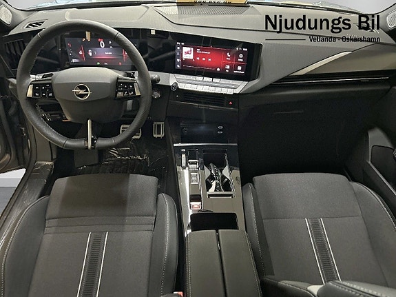 Opel Astra 8 of 10