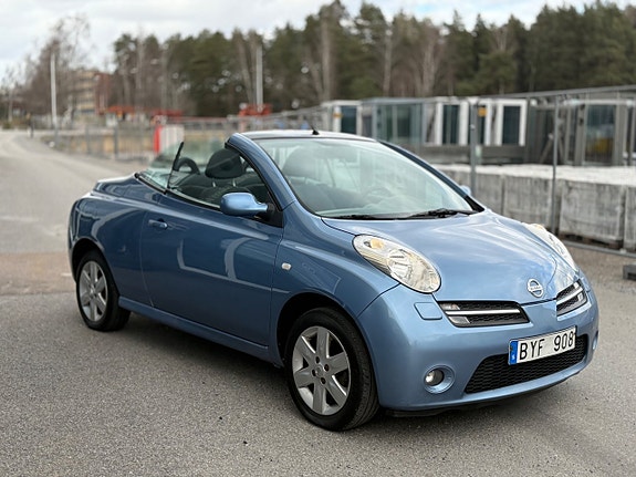 Nissan Micra C+C 11 of 30