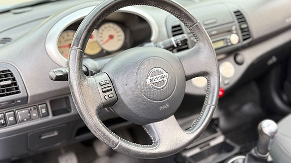 Nissan Micra C+C 8 of 30