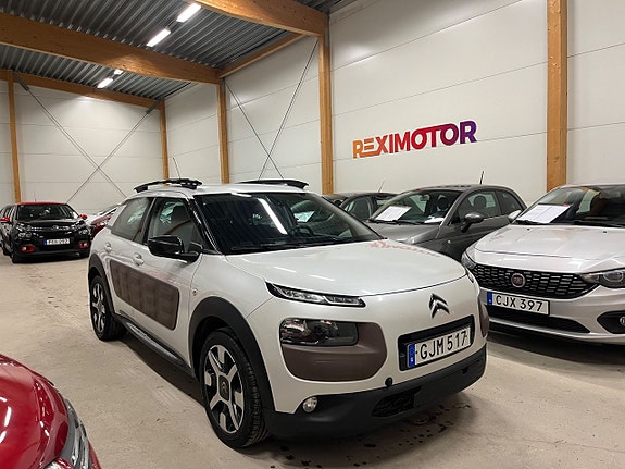 Citroen C4 Cactus 2 of 19