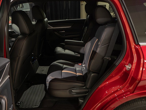 Mazda CX-80 11 of 15