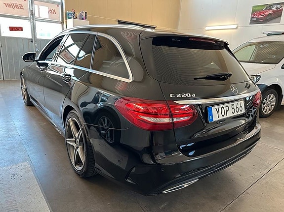Mercedes-Benz C220 d 4 of 5