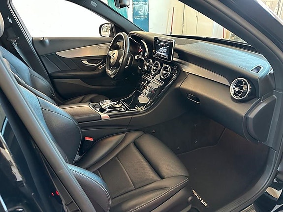 Mercedes-Benz C220 d 9 of 19