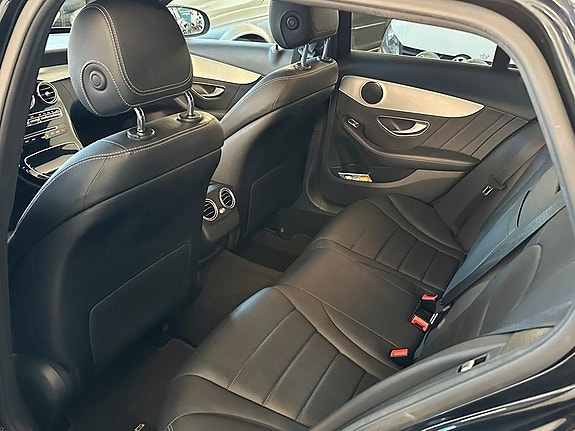 Mercedes-Benz C220 d 11 of 19