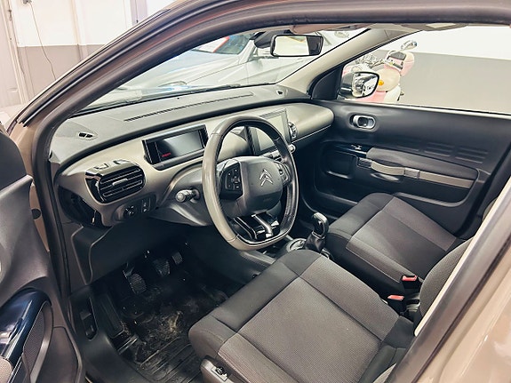 Citroen C4 Cactus 6 of 14
