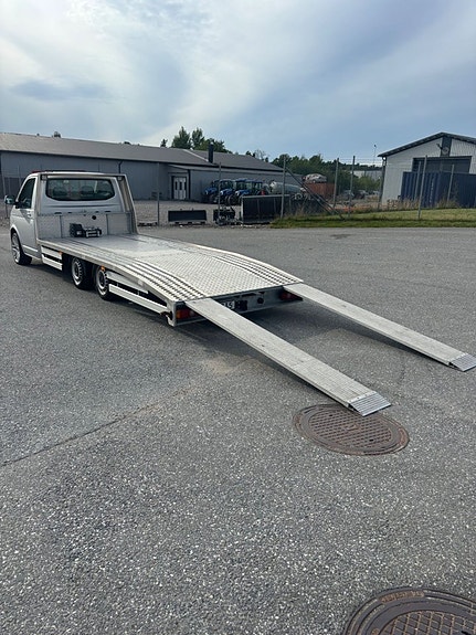 Volkswagen Transporter 13 of 21