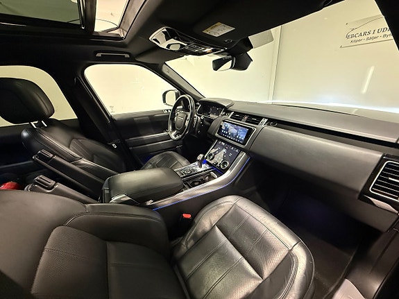 Land Rover Range Rover Sport 13 of 30