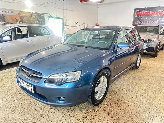 Subaru Legacy 3 of 13