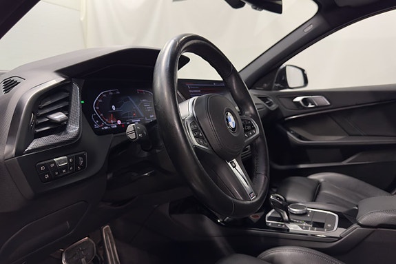 BMW 120 12 of 22
