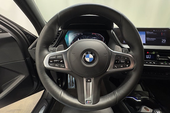 BMW 120 13 of 22