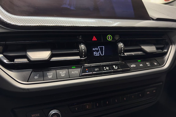 BMW 120 18 of 22