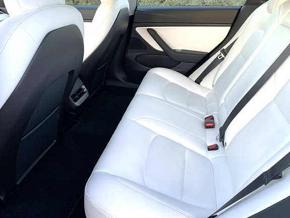 Tesla Model 3 9 of 10