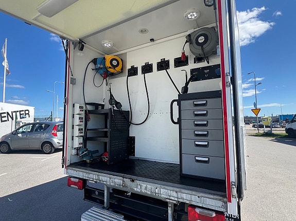Iveco Daily 70C18 Servicebil, Verkstad, Jour bil Euro 6 29 of 30
