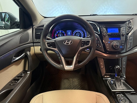 Hyundai i40 15 of 25