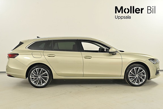 Skoda Superb 10 of 18