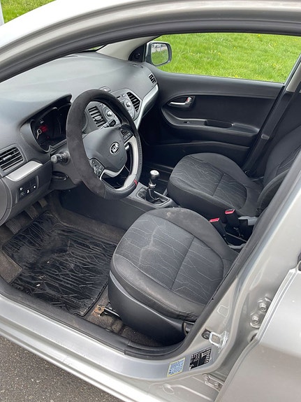 Kia Picanto 14 of 15