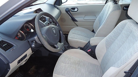 Renault Megane II 10 of 16