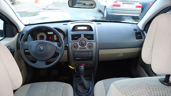Renault Megane II 15 of 16