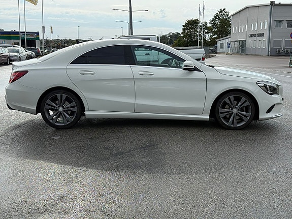 Mercedes-Benz CLA220 d 15 of 16