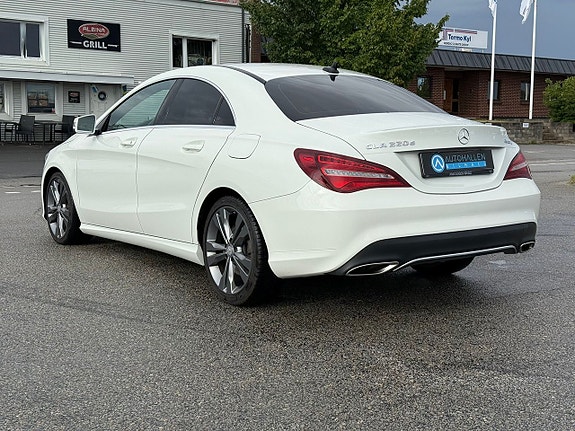 Mercedes-Benz CLA220 d 12 of 16