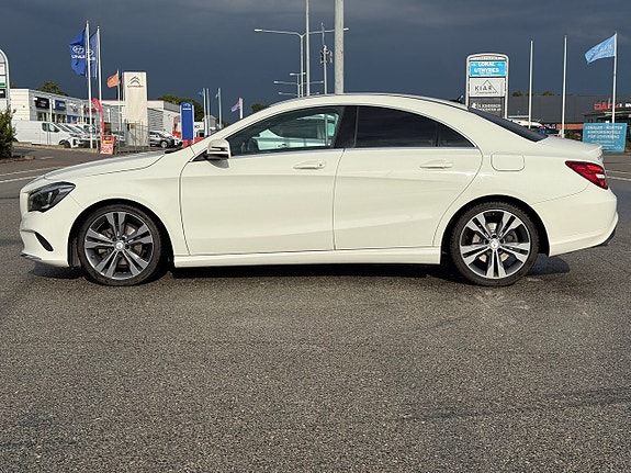 Mercedes-Benz CLA220 d 11 of 16
