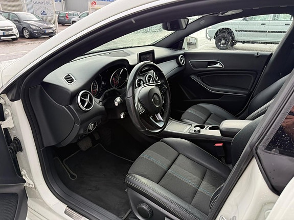 Mercedes-Benz CLA220 d 6 of 16