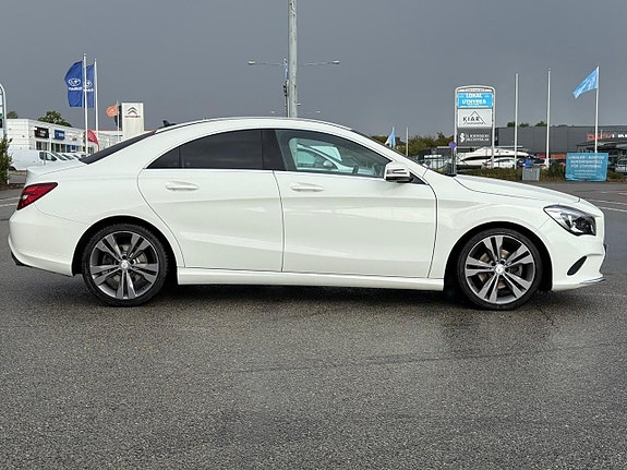 Mercedes-Benz CLA220 d 10 of 16
