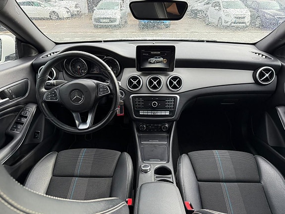 Mercedes-Benz CLA220 d 8 of 16