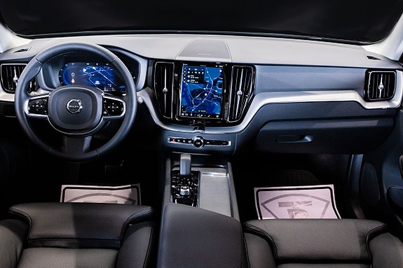Volvo XC60 17 of 27