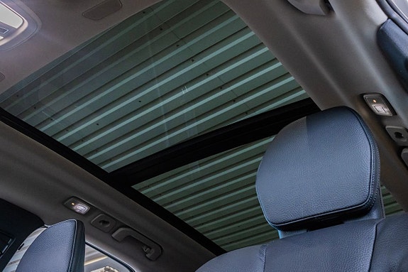 Volvo XC60 16 of 27