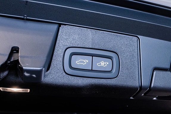 Volvo XC60 27 of 27