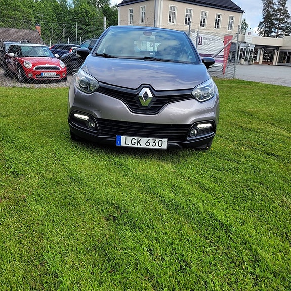 Renault Captur 4 of 5