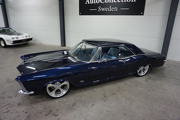 Buick Riviera 11 of 27