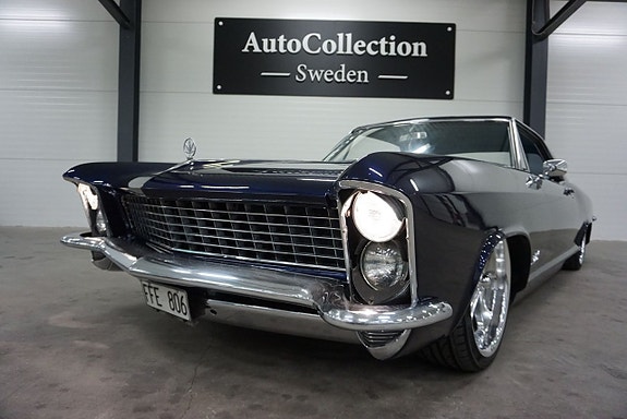 Buick Riviera 10 of 27