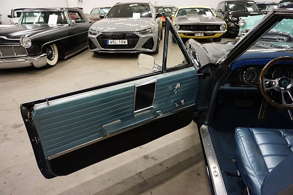 Buick Riviera 14 of 27