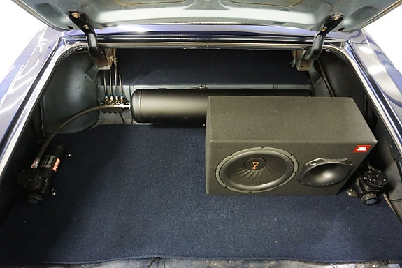 Buick Riviera 26 of 27