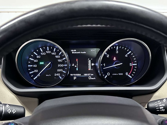 Land Rover Range Rover Sport 19 of 27