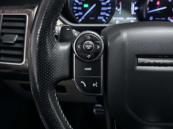 Land Rover Range Rover Sport 25 of 27